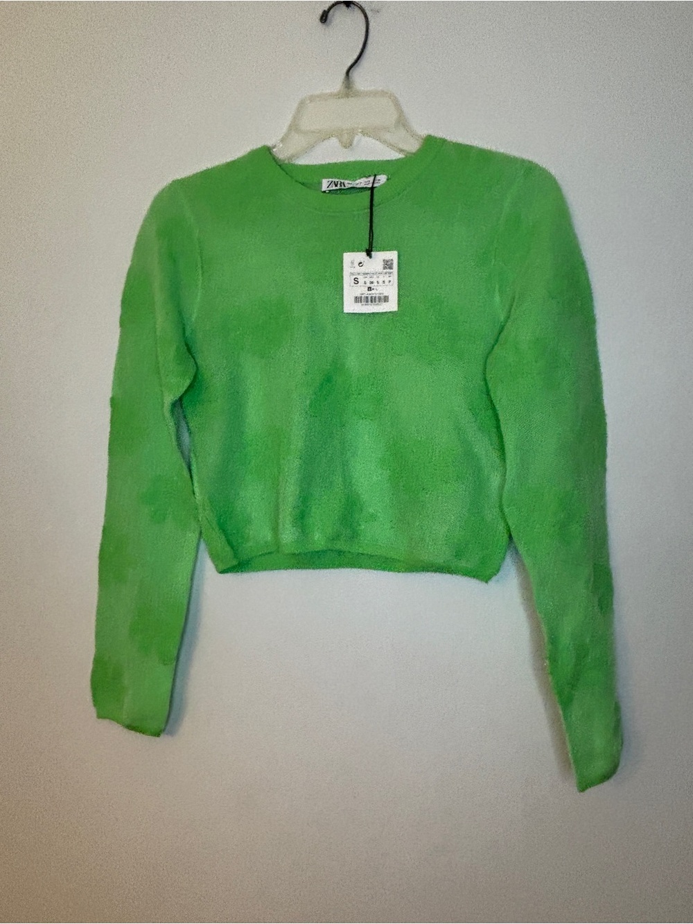 Zara Lime Green Fuzzy Crop Sweater